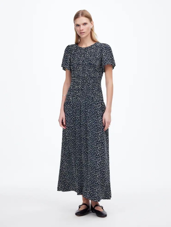 Madewell Dresses & Skirts - Madewell Flutter-Sleeve Smocked Midi Dress in Floral. Size 12